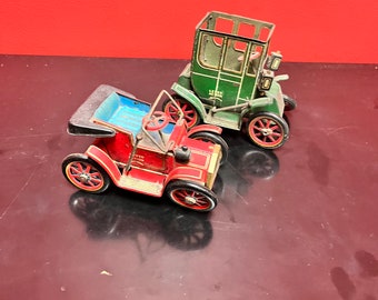 魔法のアンティークブリキおもちゃ2個 - 現状のまま - 驚きの価格