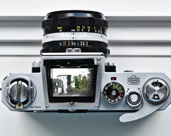 フィルムカメラ Nikon F (Eye Level) apollo - Film tested Vintage black Nikon F APOLLO 35mm SLR Film Camera. Eye Level