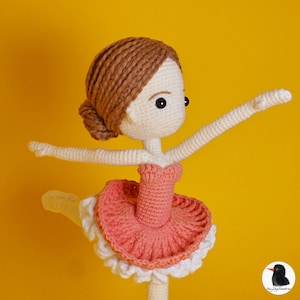 Ballet Kairi, Ballet Dancer Doll, PDF Crochet / Amigurumi pattern