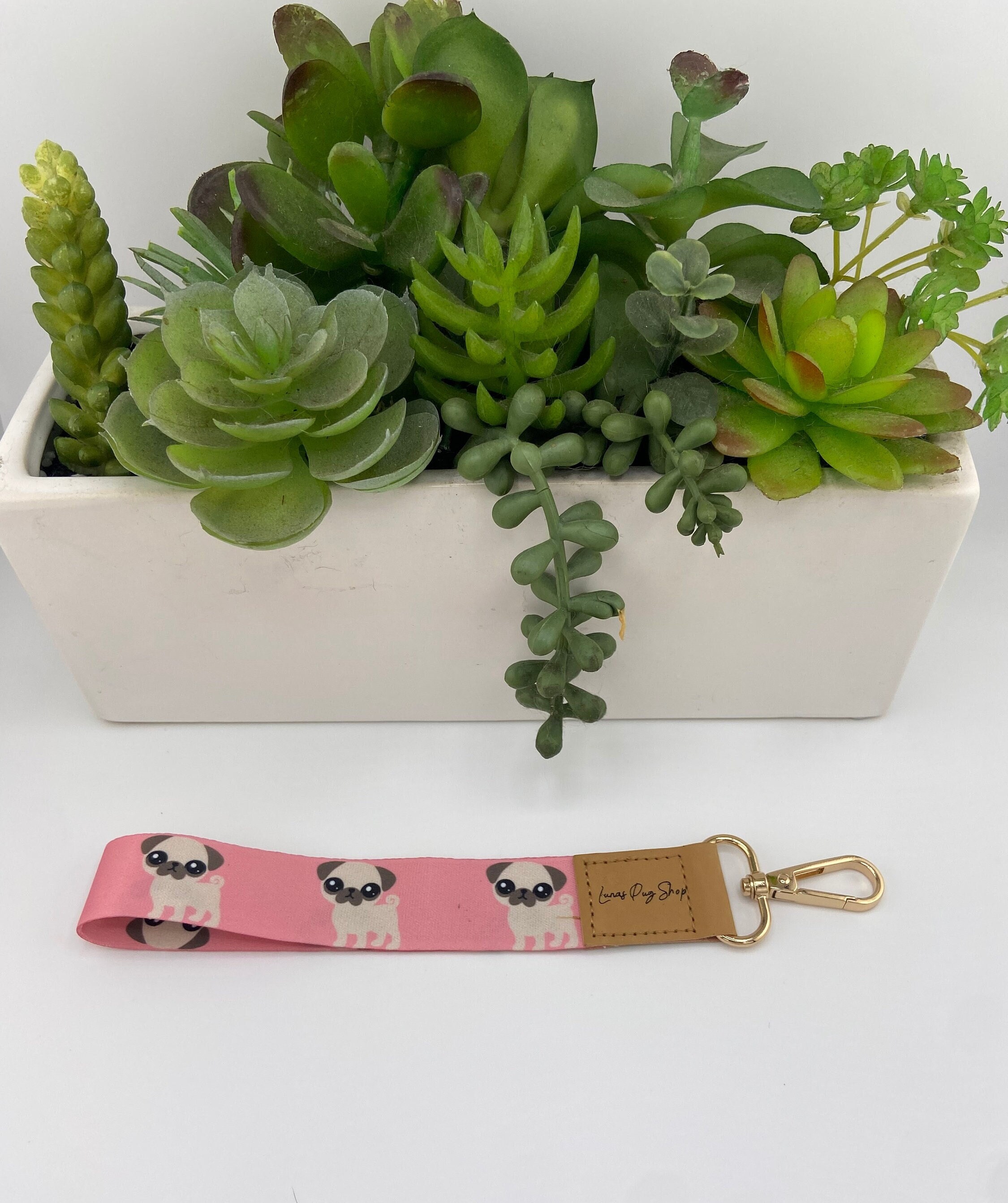 Pug accessories gifts outlet