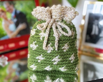 Christmas Drawstring Bag /Crochet Gift Bag Pattern /Crochet Small Christmas Gift Pouch /Handmade Coin Pouch Purse /Crochet Holiday Gift Bag