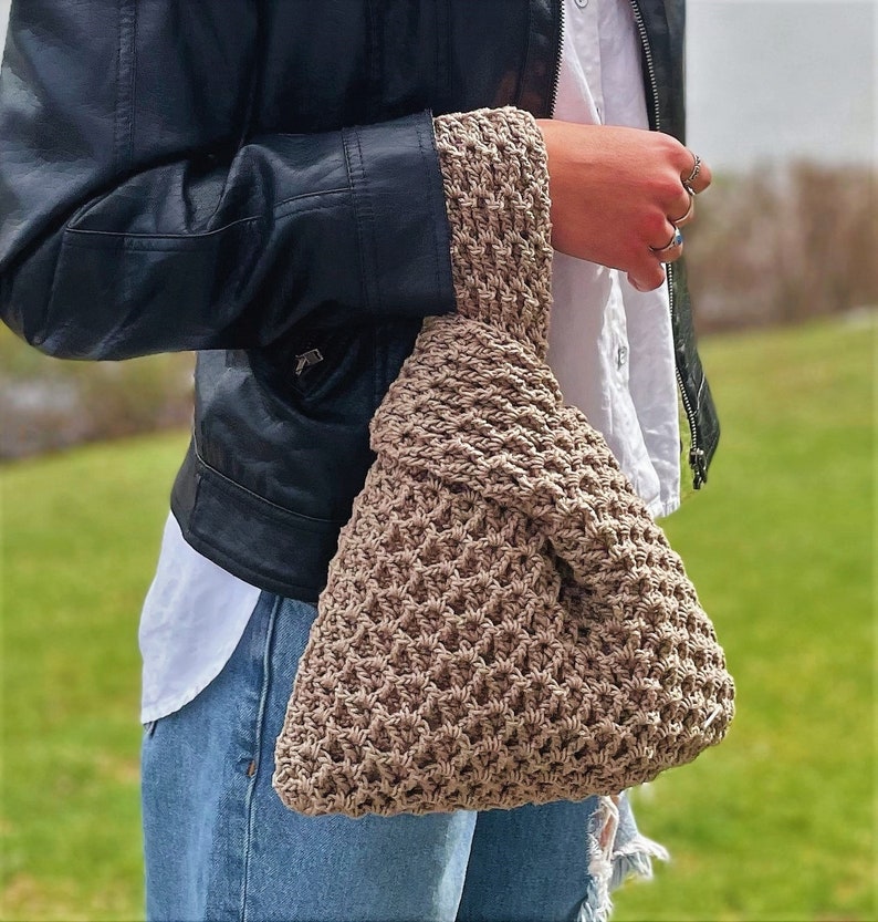 Coco Knot Bag Crochet Pattern. Japanese Knot Bag. Handbag Crochet Tutorial. Crochet Accessories. Modern Crochet Bag. Crochet Gift For Her image 5