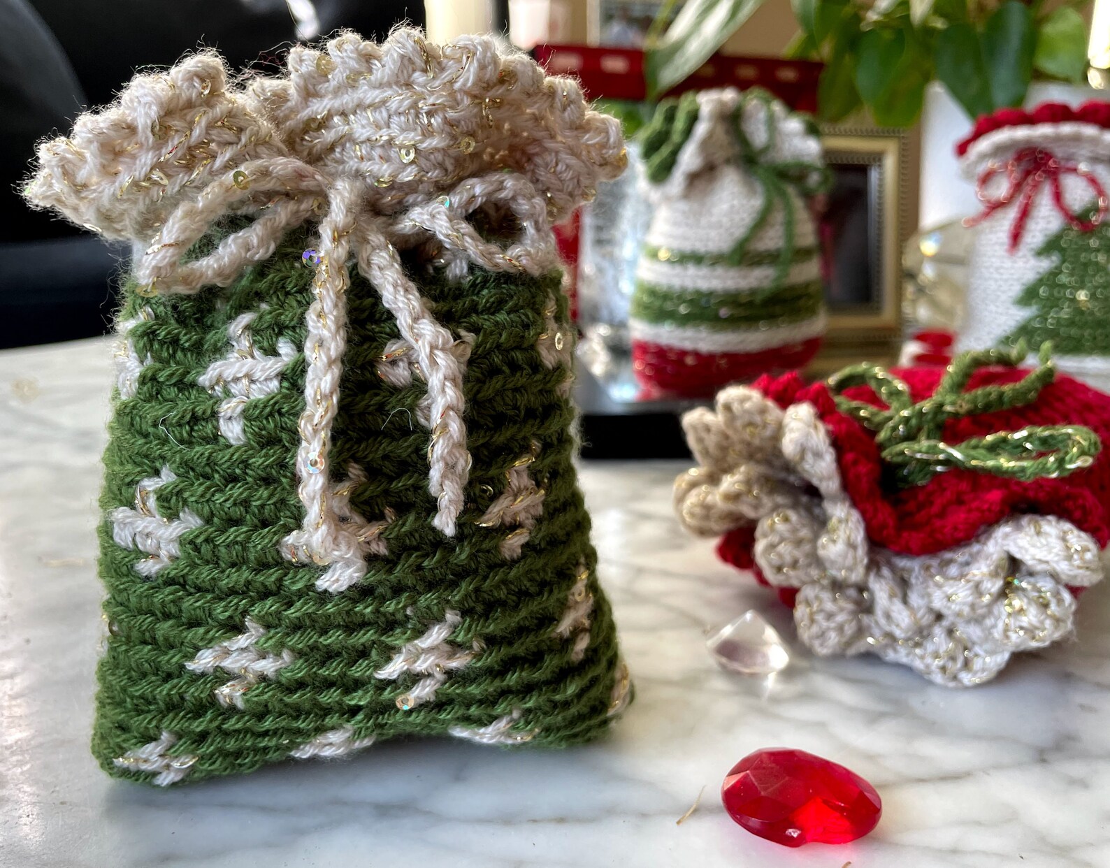 Luna's Christmas Gift Bags Crochet Pattern 4-in-1 Bundle. - Etsy