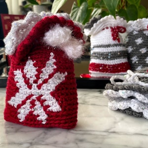 Stella's Christmas Gift Bags Crochet Pattern 4-in-1 bundle. Crochet drawstring mini pouch. Holidays Crochet Gift. Christmas Décor Crochet