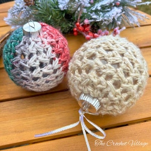 Crochet Christmas Ball Ornament Pattern-Crochet Bauble Pattern-DIY Christmas Tree Decoration-Crochet Christmas Gift // Merry & Bright Bauble