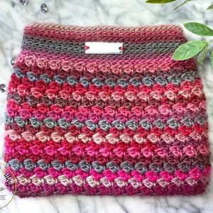 Chloe Bag Crochet Pattern. Easy Crochet Purse Pattern. Cosmetic Bag Crochet. Beauty Accessories Crochet. Crochet Gift For Her