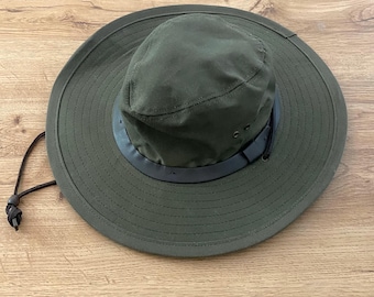 Vintage Filson waxed tin cloth bush hat