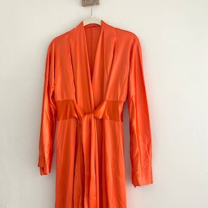 70s coral low v tie waist dress