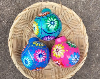 Handmade Mexican ornament, Hand painted Christmas Ornaments, adorno de navidad, adorno Mexicano, Clay Christmas Ornaments