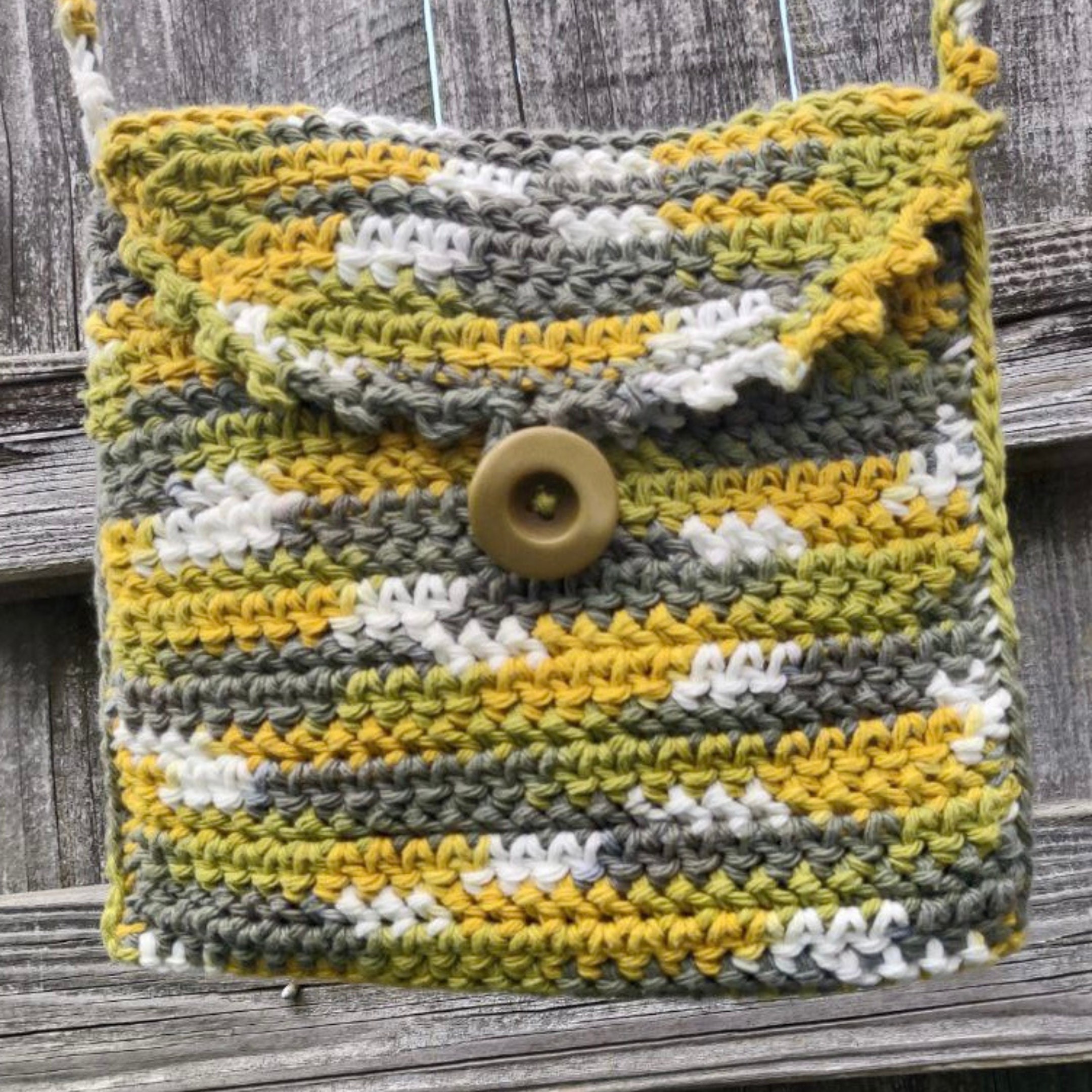 How to crochet a pretty shell stitch purse / bag - YouTube