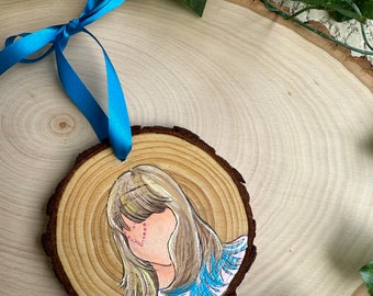 TAYLOR SWIFT, double-sided, hand-painted 3-4 inch wood slice ornament Lover album, T Swift faceless portrait painting