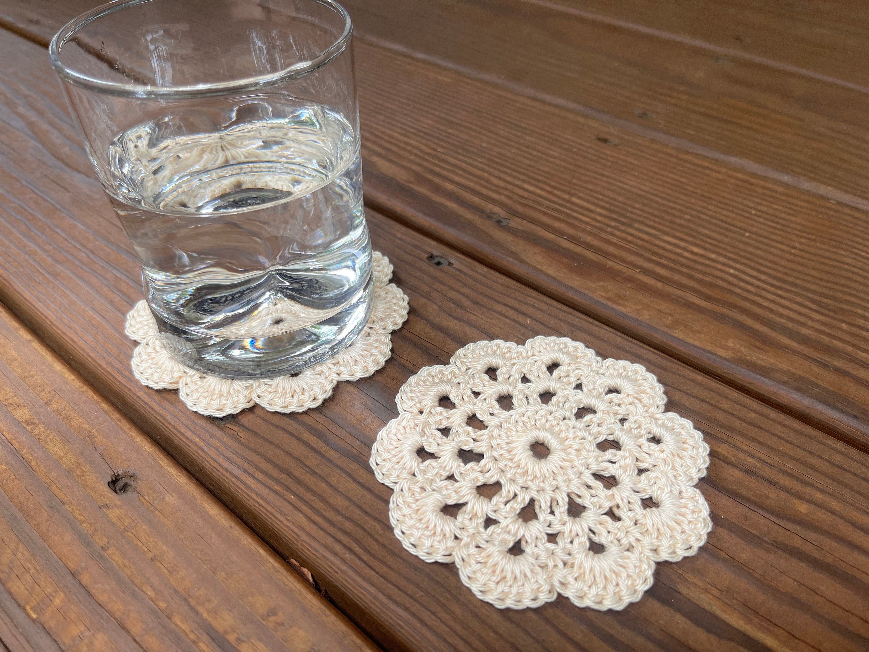 Set di 4 Sottobicchieri a Forma di Frutta | Urban Outfitters IT
