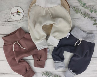 Bloomers bébé et enfant confortables et stylés avec faux cordon en jersey gaufré - sarouel jogger coloré, vêtements douillets - Ginalie