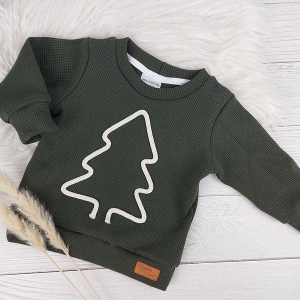 Weihnachtspullover aus Waffeljersey mit süßer Kordelapplikation für Babys & Kinder ein besonderer und schöner Hingucker! Tannenbaum Pullover
