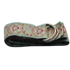 Jacquard-Bandgürtel, Blumenfarbe in Hellbraun, Blau, Rose, Silber, Gold oder antike Messing-Hardware, 1,5 "breit