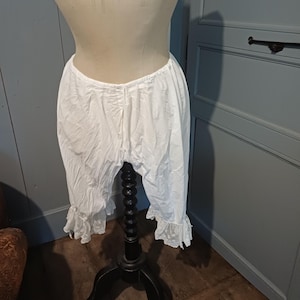Antique lingerie trousers or split-crotch panties, Belle Époque