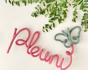 Knitted name butterfly, Punniknaam, Punnikwoord, maternity gift, baby room, personalized gift, custom names, happyname, baby names, new born, butterfly