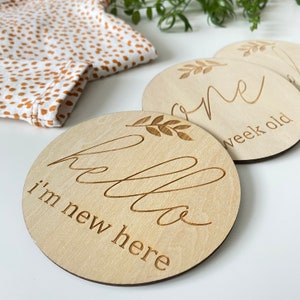 Cartes d’étape en bois pour bébé, 14 pièces, cartes Wood Milestone Ensemble de disques pour bébé, cadeau de bébé, baby shower, étape mensuelle, happyname