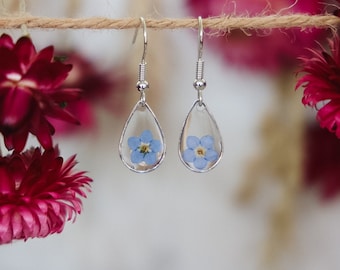 Mini Forget-me-not in Silver Teardrop