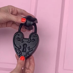 Padlock Heart Door Knocker | Available in 5 gorgeous colours including black | the perfect gift for new homeowners