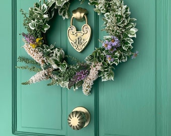 Padlock Heart Door Knocker | Available in 5 gorgeous colours including black | the perfect gift housewarming gift