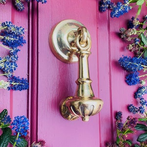 Scallop Drop Door Knocker | Available in 5 Colour Finishes | Made from recycled brass | Unique design | Make your front door standout