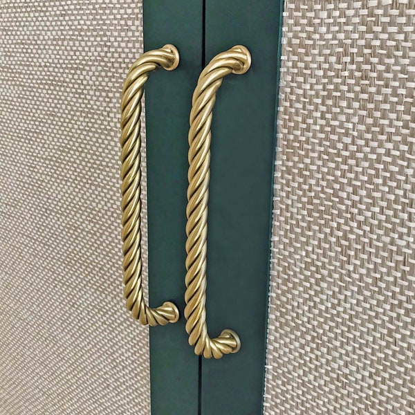 Brass Cabinet and Drawer Handles | Kitchen cupboard door pulls | Available in 4 finishes and 2 sizes | Wardrobe door handles & pulls