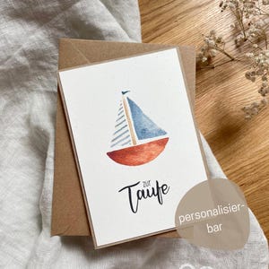 personalisierbare Taufkarte mit Name aus Kraftpapier DIN A6 mit Umschlag | Aquarellmotiv Segelboot in blau und rostrot | Taufgeschenk