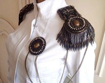 2Beaded epauletes.Epaulettes with brooch.Epaulettes bead embroidered.Shoulder jewerly.Crystals epaulette.Shoulder necklace.Handmade jewelry.