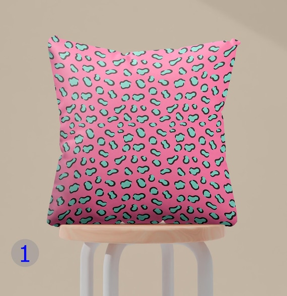 Pink Leopard Print Pillow Covers, Vibrant Leopard Pattern Pillow