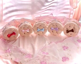 Soft and sweet biscuit plush keychain / food plushie / cookie keychain