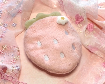 Pink strawberry coin pouch / plush zipper pouch / fruit keychain / heisei retro bag charm