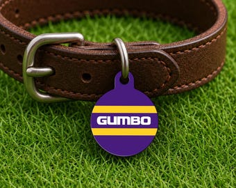 Placa de identificación personalizada para collar de perro – Estilo Baton Rouge Gameday, edición Campus Morada, placa de identificación de doble cara (redonda)