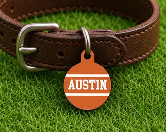 Placa de identificación personalizada para collar de perro – Estilo Austin Game Day, placa de identificación para mascotas edición Campus color naranja quemado (redonda)