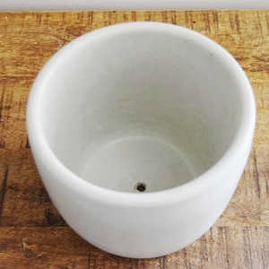 Minimalist Planter, Houseplant Decor, Handmade Concrete Planter, Neutral Planter, 6'' Plant pot, Nordic Planter, Japandi Planter, Indoor Pot image 7