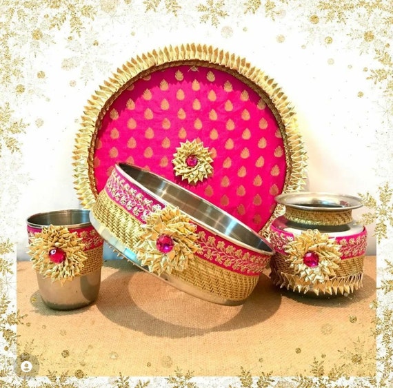 Send Karwa Chauth Sargi Thali Gift Hamper with Cookies and Dryfruits Online  - KC21-99595 | Giftalove