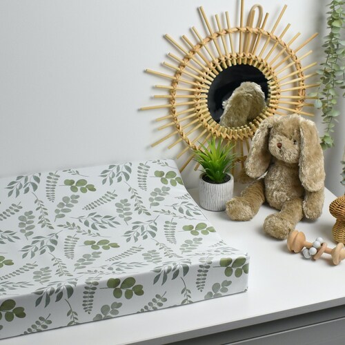 Antiroll Wedge Changing Mat // Unisex Baby Changing Mat // Etsy UK