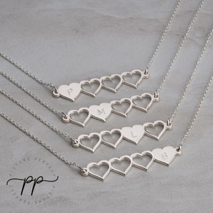Juego de cuatro collares con iniciales de corazón para hermanas - 4 collares de plata - Juego de collares cuádruples - Joyas para mejores amigas - Collares con letras para hermanas