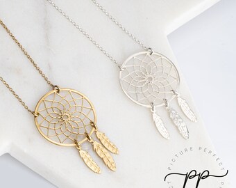 Queen Area Dream Catcher Necklace Pisces Pendant Dangling Feather Tassel Bead Charm Chain Jewelry for Women Queen Area Dream Catcher Necklace Pisces Pendant Dangling Feather Tassel Bead Charm Chain Jewelry for Women