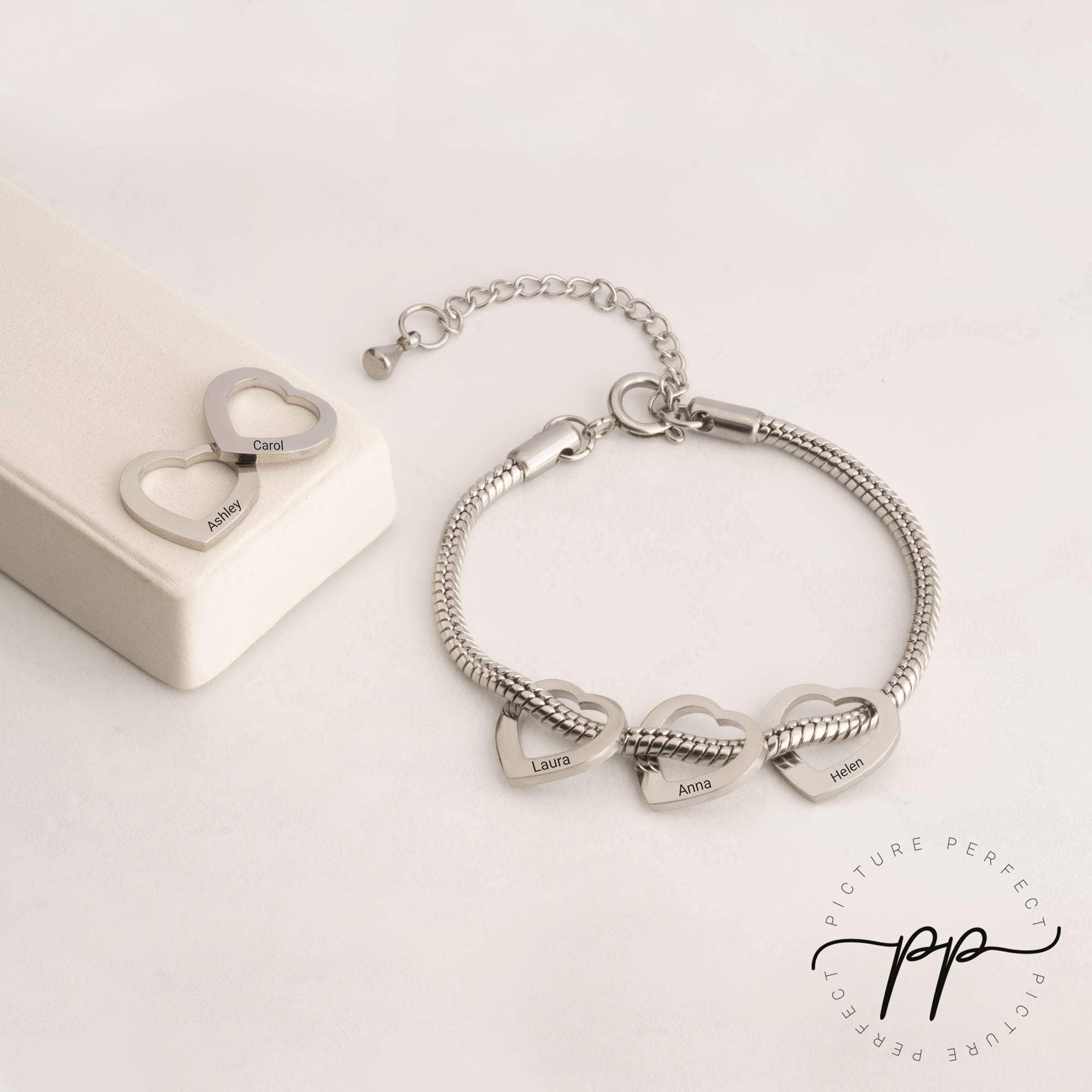 Personalized Mom Bracelet with Kids Names - Custom Laser Engraved on Heart Charms - Grandma Gift Idea from Grandkids - Xmas gift from Family