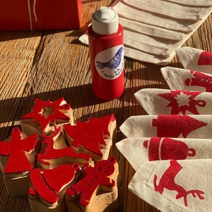 Holzblockdruck, 6 Stück Mini-Weihnachtsblockdruck und 6 Stück Cocktailserviettenhalter und 125ml rote Stofffarbe, Stoffdruck