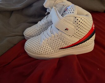 Boys Fila size 1
