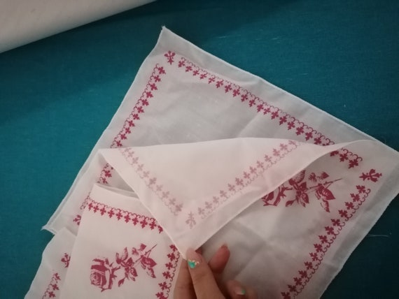 Vintage Handkerchiefs, Set of 3 handkerchiefs, Co… - image 1