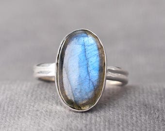 Labradorite bague, bague en argent sterling 92,5%, bague en pierre de feu bleu, bague délicate, bague de déclaration, bijoux Labradorite - France