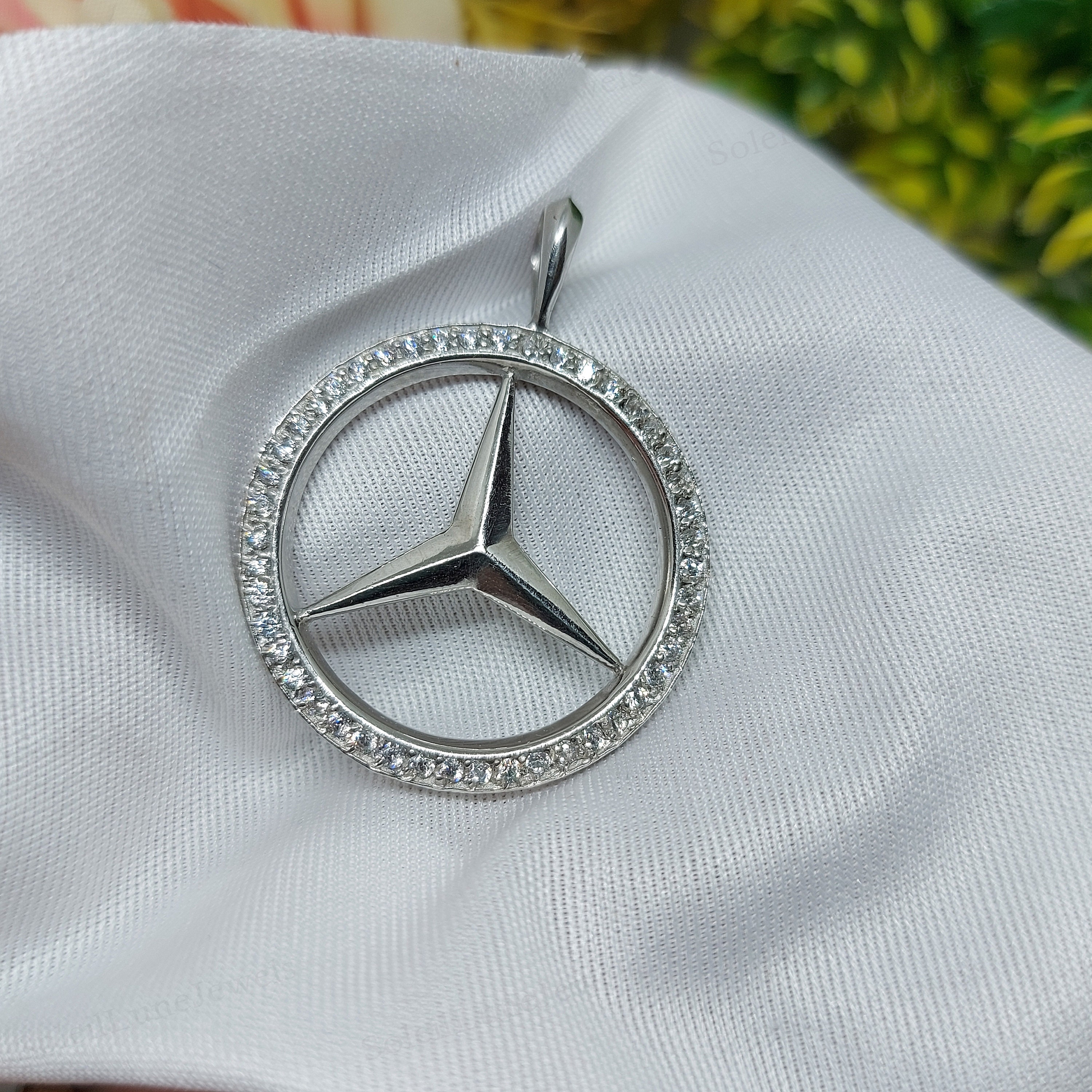 925 Sterling Silver Diamond Cut Mercedes Benz Emblem Pendant