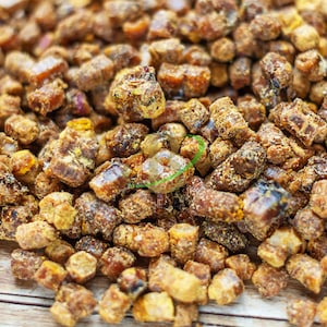 Pain d&#39;abeille - Produit de la ruche naturel pour la NOUVELLE SAISON 2025/Super aliment riche en protéines et vitamines/100 % naturel, frais et biologique/Nourriture pour les dieux