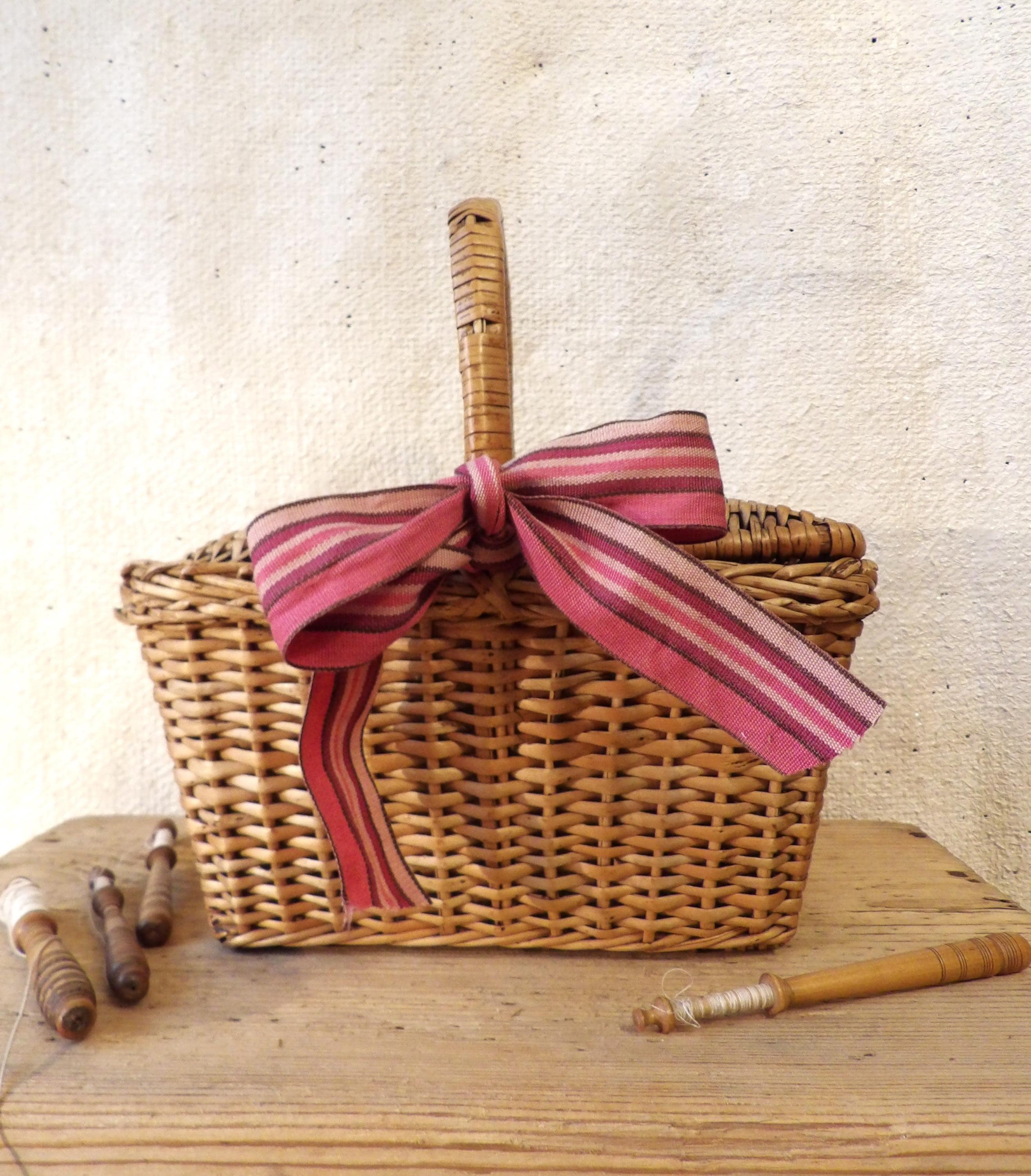 ANCIEN PANIER DE POUPEE - PANIER OVALE - 18 x 12 x 18 cm EUR 22,90