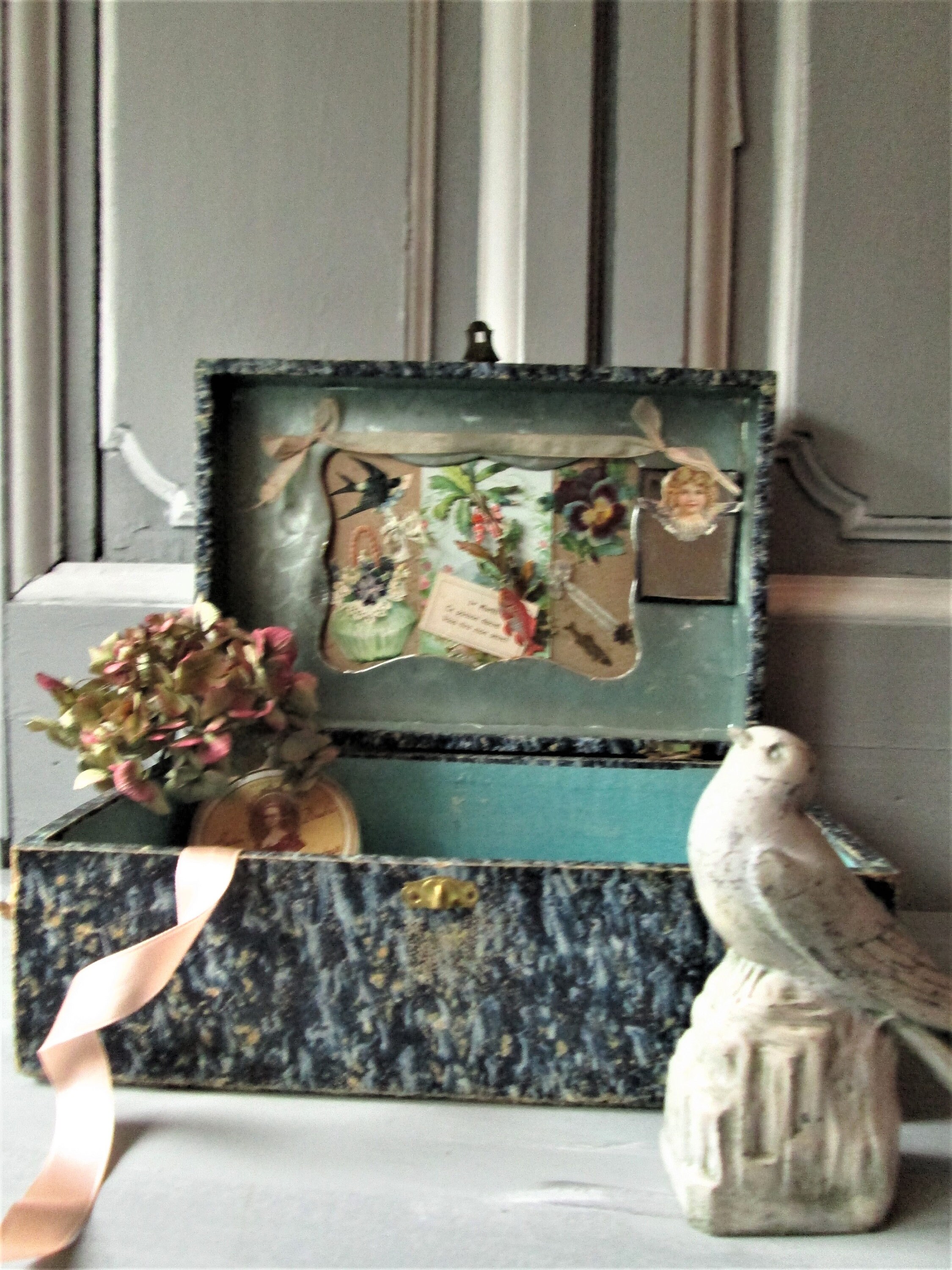 1900's木製フランスアンティークヴィンテージBOX Vintage French Wooden Box With Latch & Decorative Metalwork