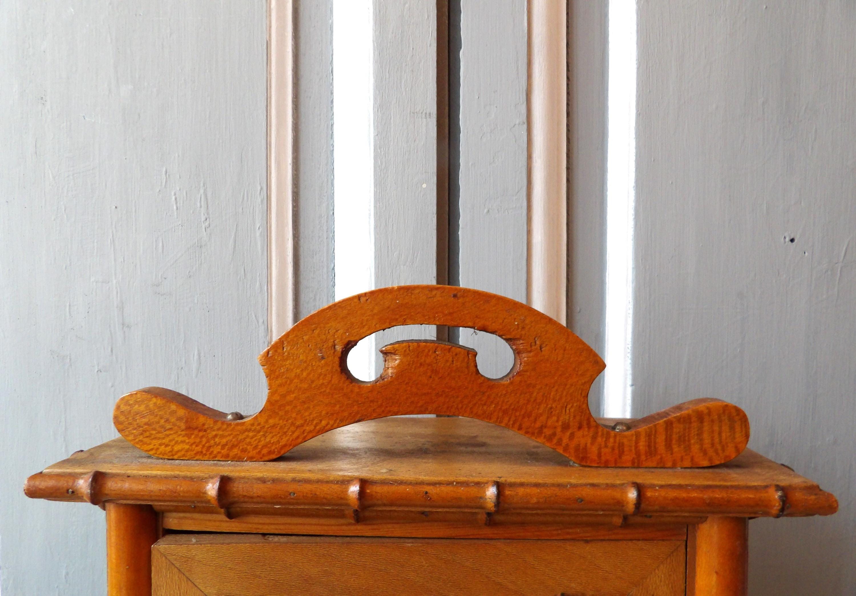 Ancienne Armoire De Poupée En Bambou - Jouet Vintage