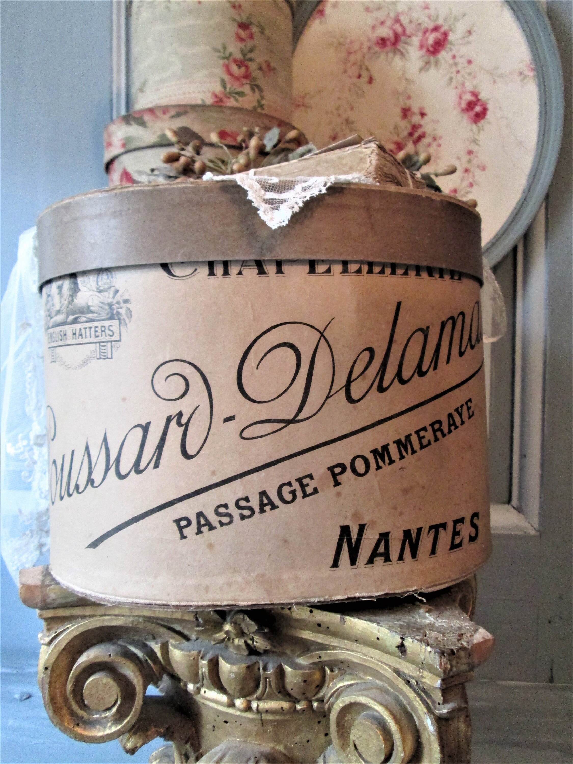 Antique French Hat Boxes - Thrifty Style Team - 2 Bees in a Pod